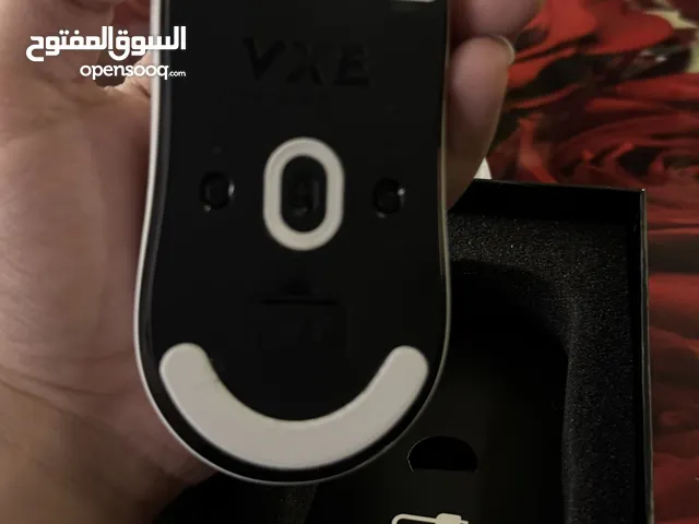 سلام عليكم شاشه كيكا بايت 180 هرتز + كيبورد مغناطيسي من اقوه الكيبوردات ماد + ماوس من شركه vex ريسفر