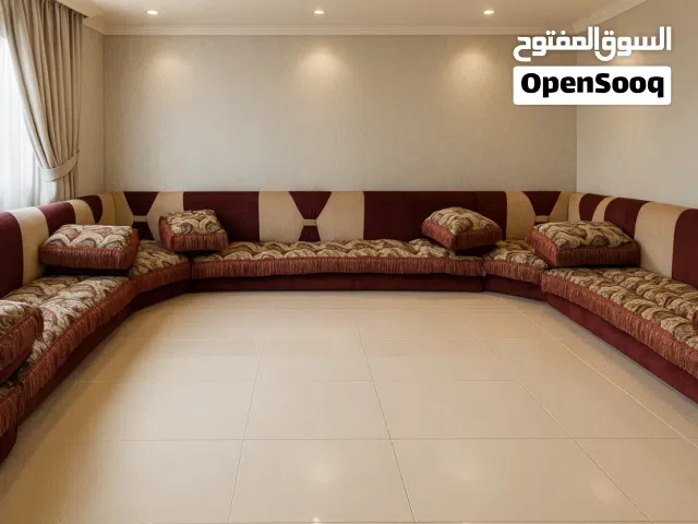 كنب مجلس نظيف جدا