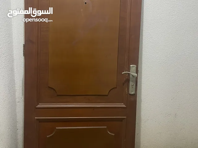 باب  خارجي