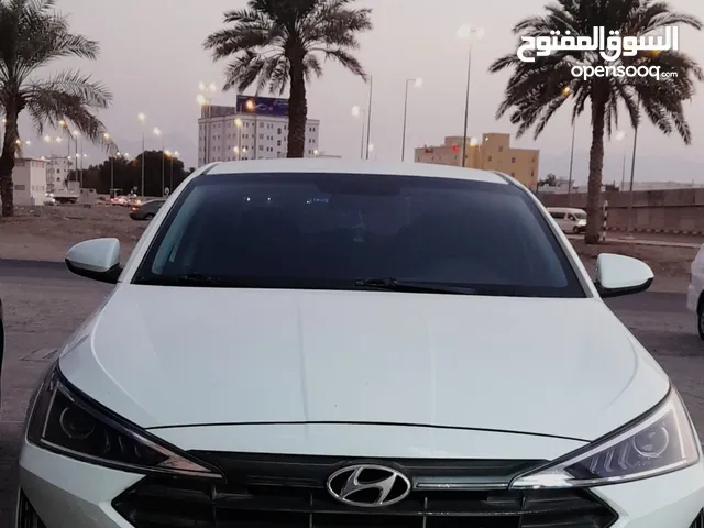 Sedan Hyundai in Muscat