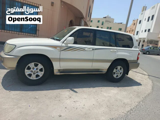 VXR 8سلندر لاند كزوزر سنه مسجل   اقل من سعر السوق مبيم