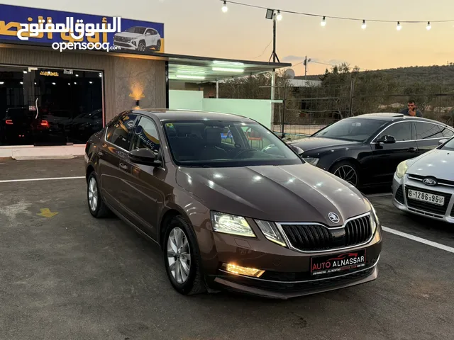 سكودا اوكتافيا بنزين 1.5 نخب اول سعر حرق