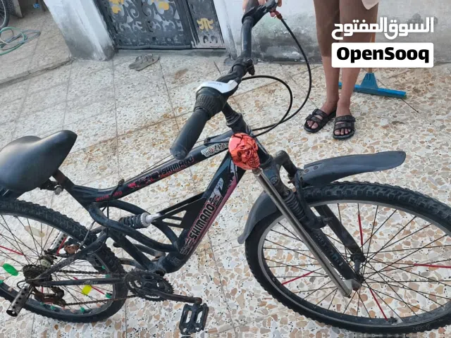 بايسكلات نضيفات العدد ثنين بسعر جدا مناسب