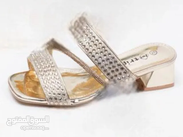 شحاطة نسائية كعب 3 سم نوعية فاخرة ومضمونه سعر مناسب للجميع