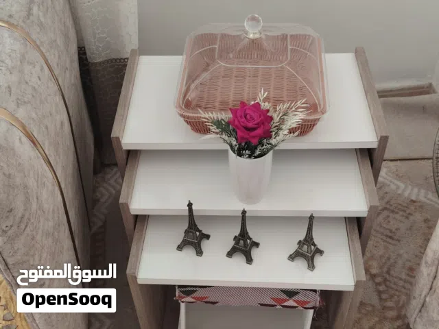 طاولة شاشة +طاولة وسط+سرفيس