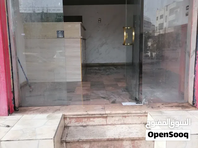 محل عرض 3.5 طول 6 متر الزرقاء الجديده شارع 16