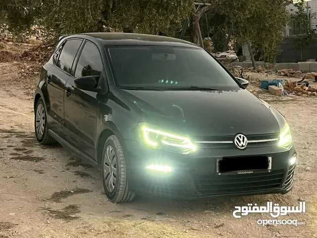 فولكس واجن بولو 2011 للبيع