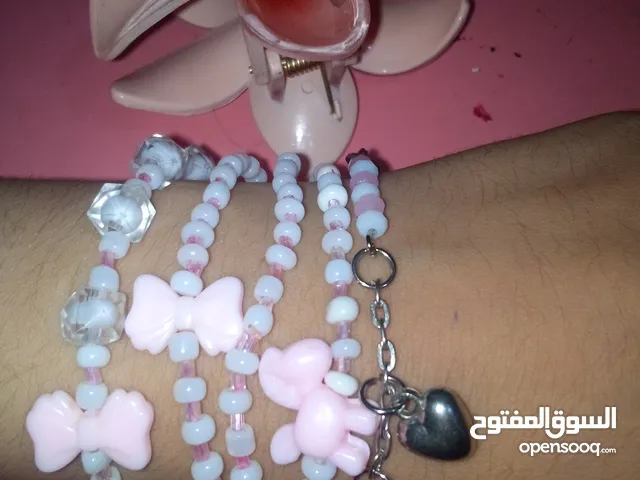 اكسسوارات جديده وانيقه تعطي مظهر راقى وجذاب