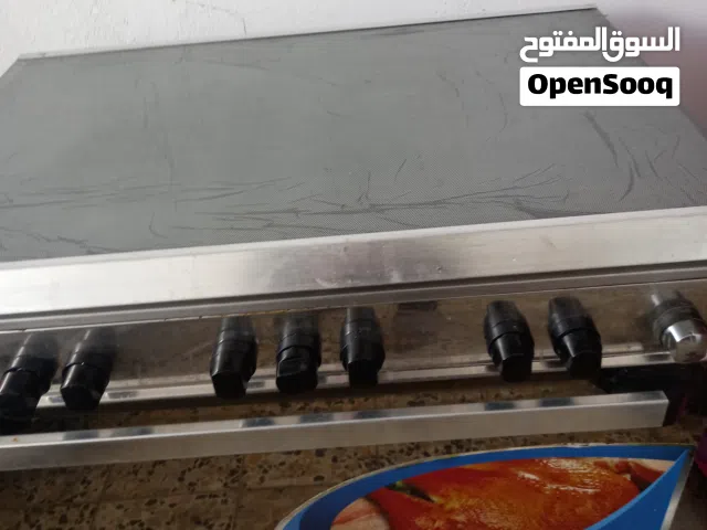 طباخ حجم كبير 5 مشاعل مستخدم بحالة جيدة صناعة إيطاليا  للبيع