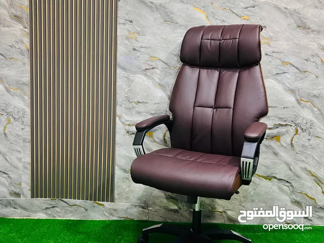 كرسي مدير مستورد مميز بالجودة و الشكل جك ايطالي عجال ربر كفالة حقيقيه للشركات الفخمه و المكاتب