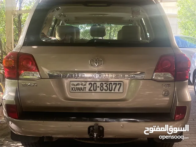 Used Toyota Land Cruiser in Al Jahra