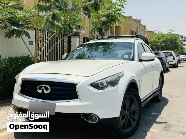 2012 إنفينيتي FX35 Sebastian Vettel Edition