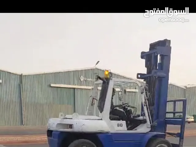 2008 Forklift Lift Equipment in Al Riyadh