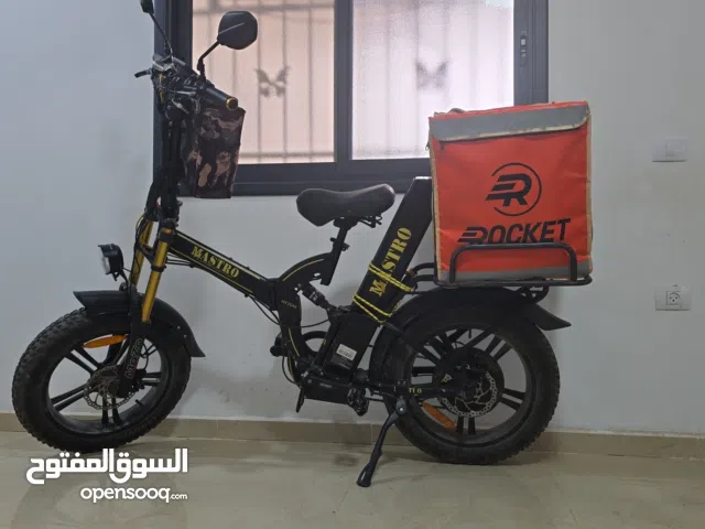 بسكليت كهرباء نوع ماسترو 60 فولت 26 أمبير 2000 ماطور البسكليت نظيف كل شي عليه شركة للمعني يراسلني