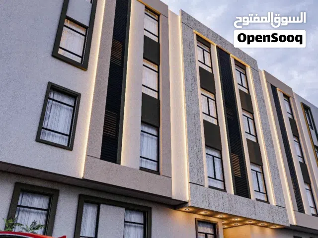 احتاج سباك و كهربائي