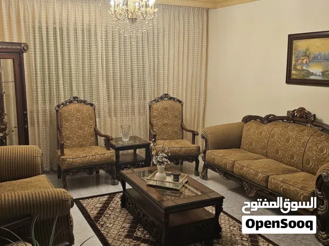 طقم كنب + طاولة سفرة 8 مقاعد + فضية