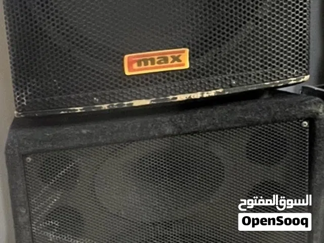 للبيع سماعات عدد 2 ايطالي