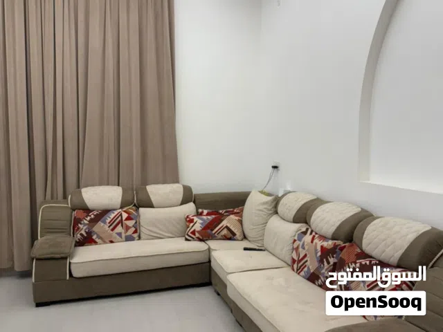 كنباات مستخدمه قليل جداً كالجديد