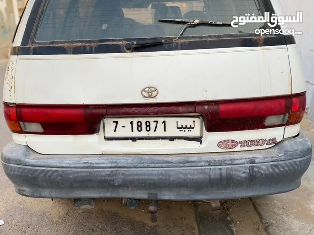 Used Toyota Previa in Sirte