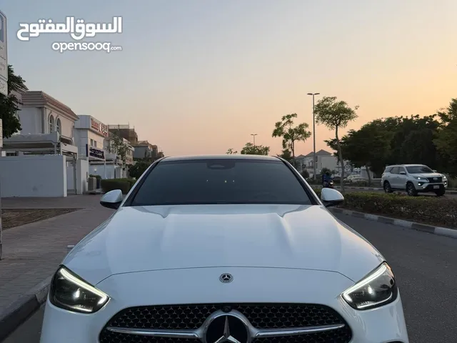 C200 2023 GCC WARRANTY UNTIL 2028 - Every 3 months service from dealership - First owner