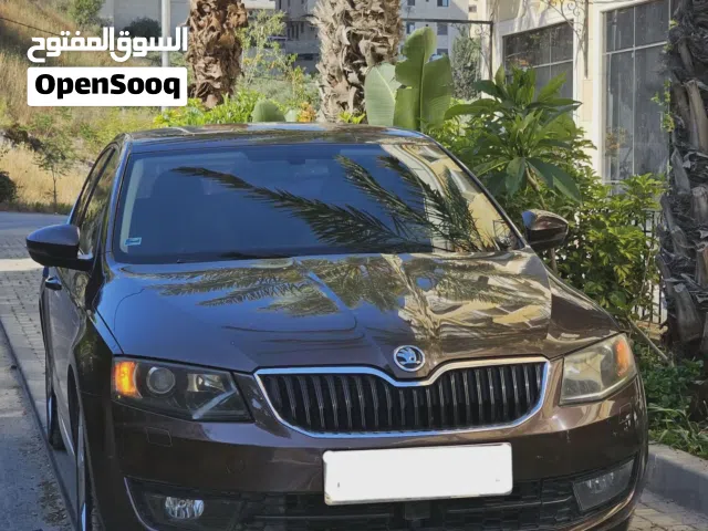 2015 سكودا اوكتافيا Standard