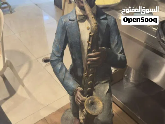 تمثالين شكل مميز جداً