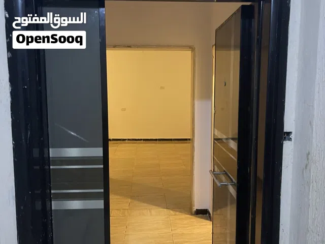 175 m2 4 Bedrooms Apartments for Rent in Tripoli Al-Sidra