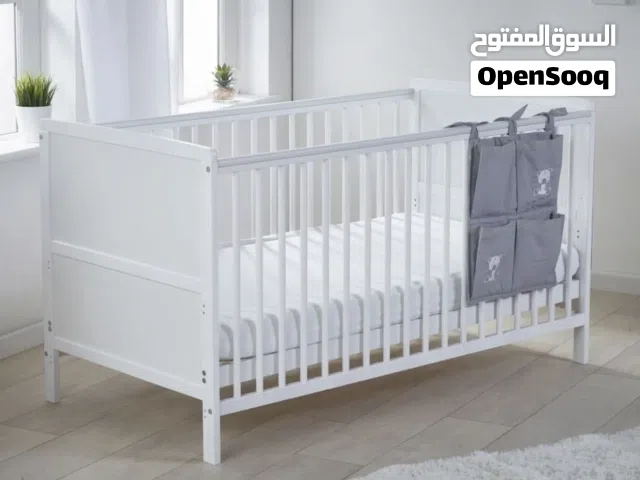 Cot bed for baby Just like new few month used urgent need to sale