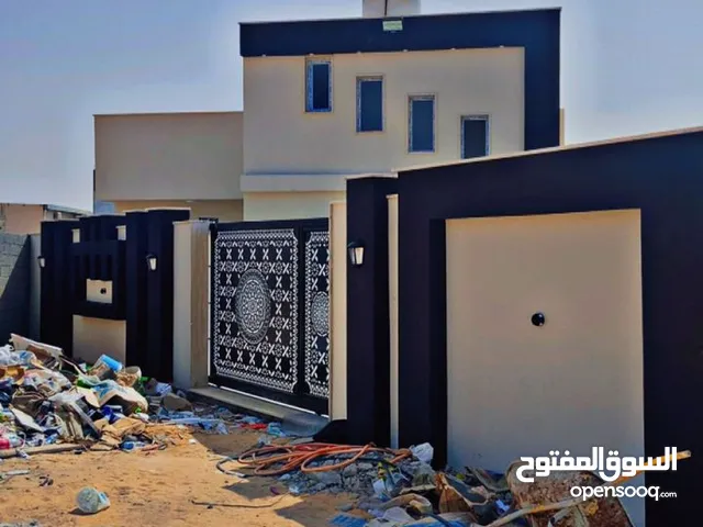 190 m2 5 Bedrooms Townhouse for Sale in Misrata Al-Ramla