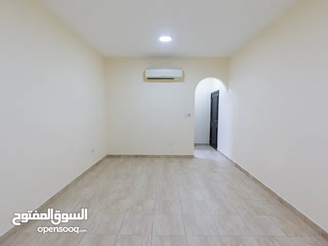 500m2 More than 6 bedrooms Villa for Rent in Abu Dhabi Hadbat Al Za'faranah