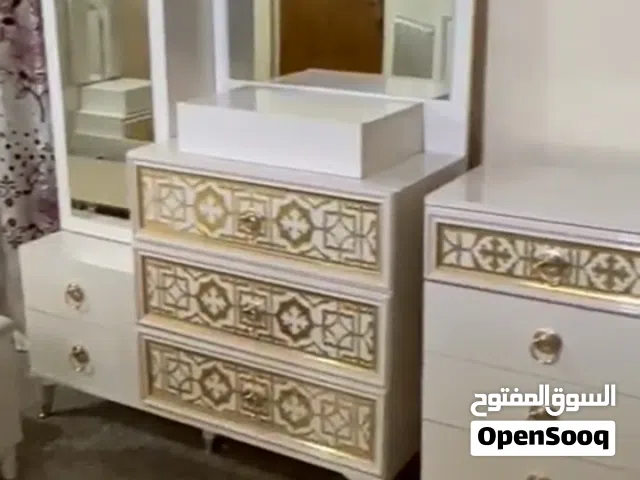 غرفه نوم للبيع مستعمله بس بعدها جديده