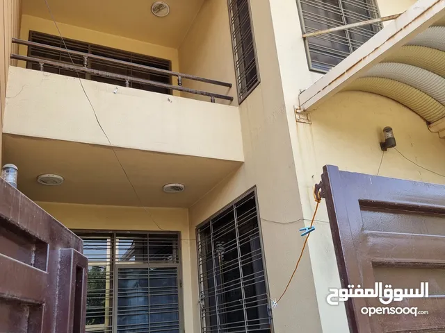 145 m2 4 Bedrooms Townhouse for Sale in Baghdad Kadhimiya