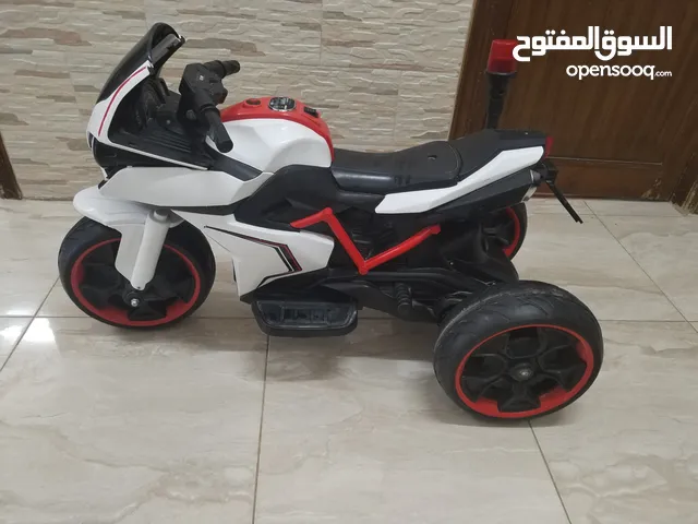 دراجه أطفال بحالة ممتازه