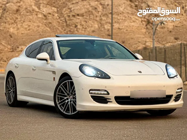 Porsche Panamera S 2012