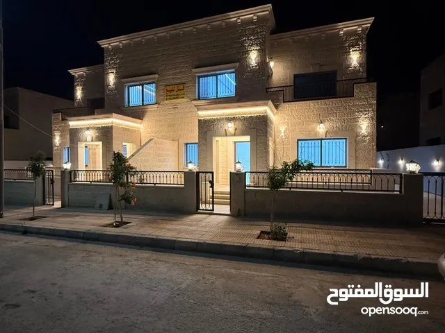 209 m2 3 Bedrooms Villa for Sale in Zarqa Madinet El Sharq