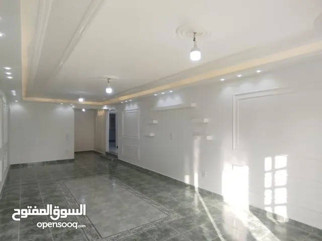 180m2 3 Bedrooms Apartments for Sale in Giza Faisal