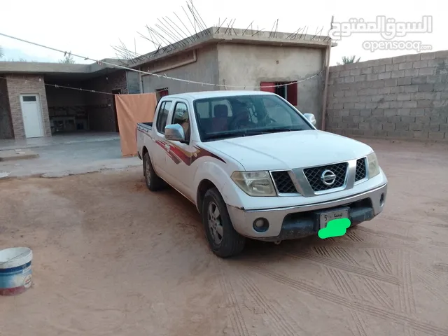 Used Nissan Navara in Misrata