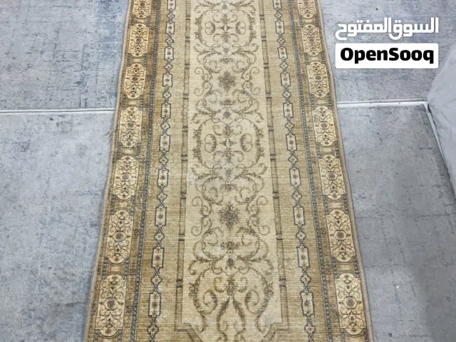 سجادة ربل مقاس 80x 230 نظيفة جدا