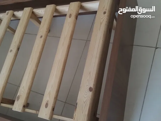 تخت مفرد للبيع