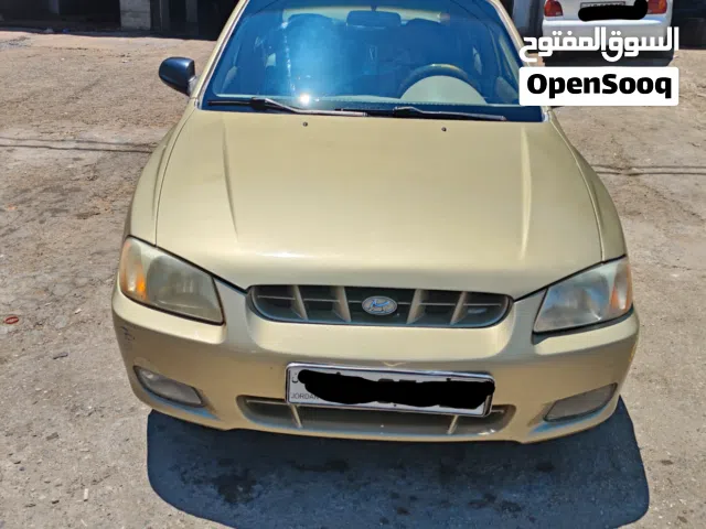 2001 هيونداي فيرنا EX