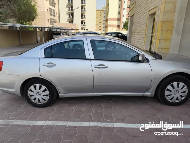 للبيع سيارة جالنت بحاله جيده 2011 اتصال واتس اب فقط