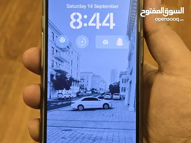 Apple iPhone 13 128 GB in Manama