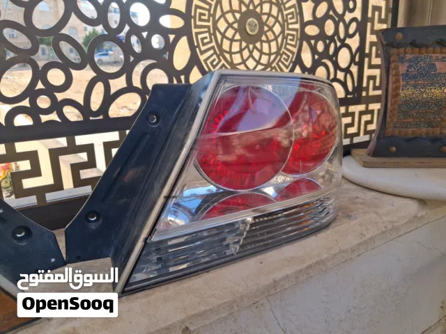 اضواء لانسر خلفيه بحاله ممتازه