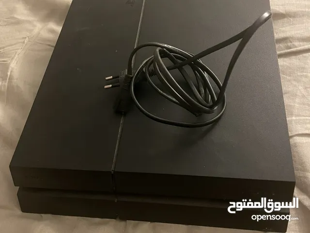 Ps4 fat للبيع حالت وكالة