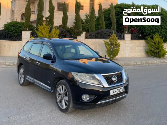 2016 Nissan Pathfinder SV