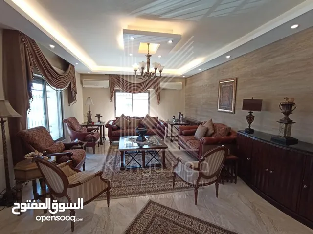 290 m2 4 Bedrooms Apartments for Sale in Amman Deir Ghbar