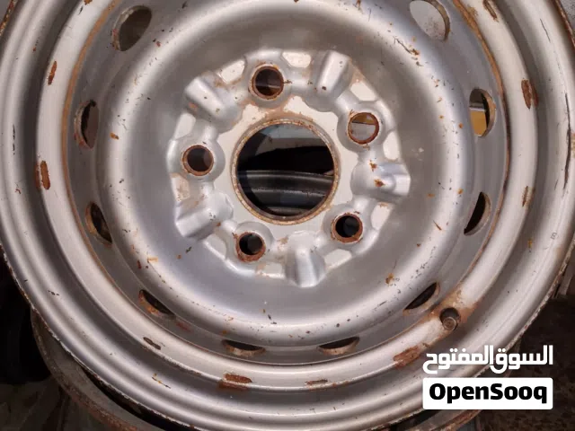 جنط خمس براغي باص H100