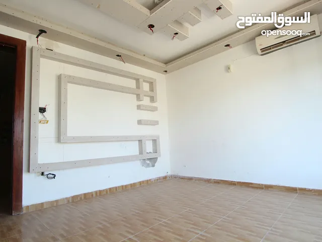 25 m2 Studio Apartments for Sale in Amman University Street