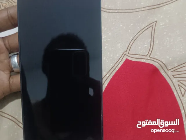 ايفون اصلي النسخة الأصلية البيع بسبب حوجة لا توجد به اي مشكلة وعلى زمتي وربنا يبارك مشاء الله تبارك