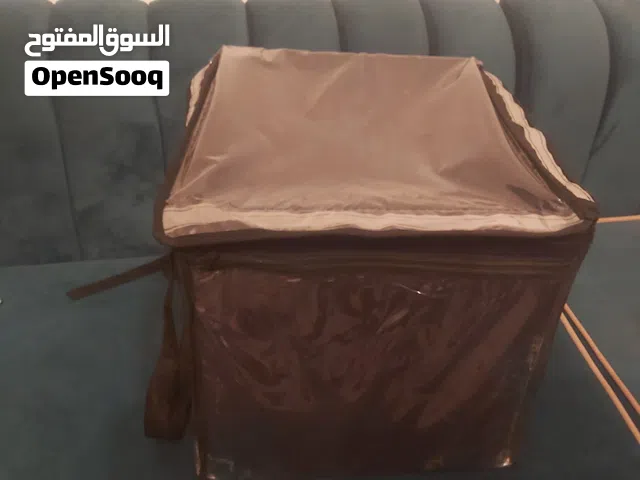 شنطه توصيل بريستو استعمال نظيف اقل من شهر شنطه واسعه وتتحمل
